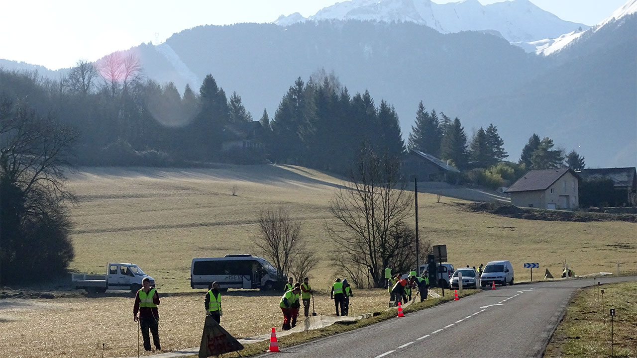 Le chantier se prépare sous le soleil