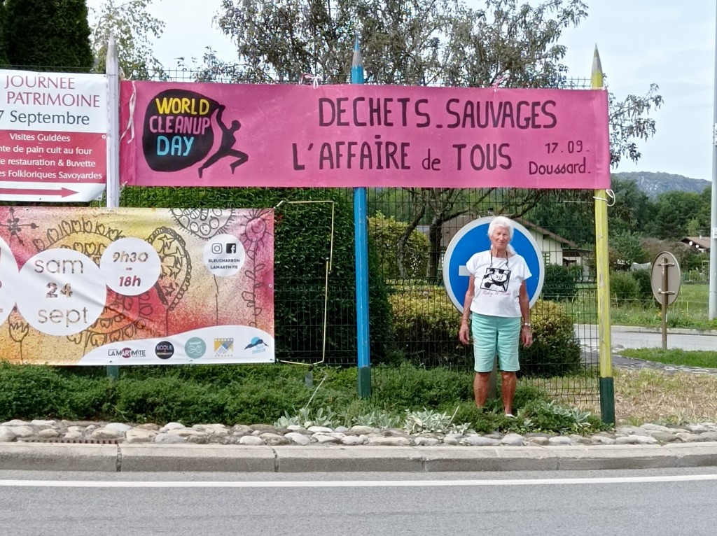 Annie et notre banderole